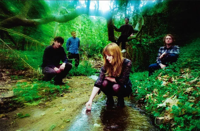 she's green - Willow