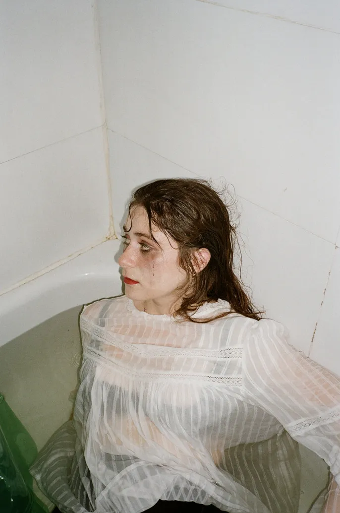 Sara Devoe - A Secret / The Moon